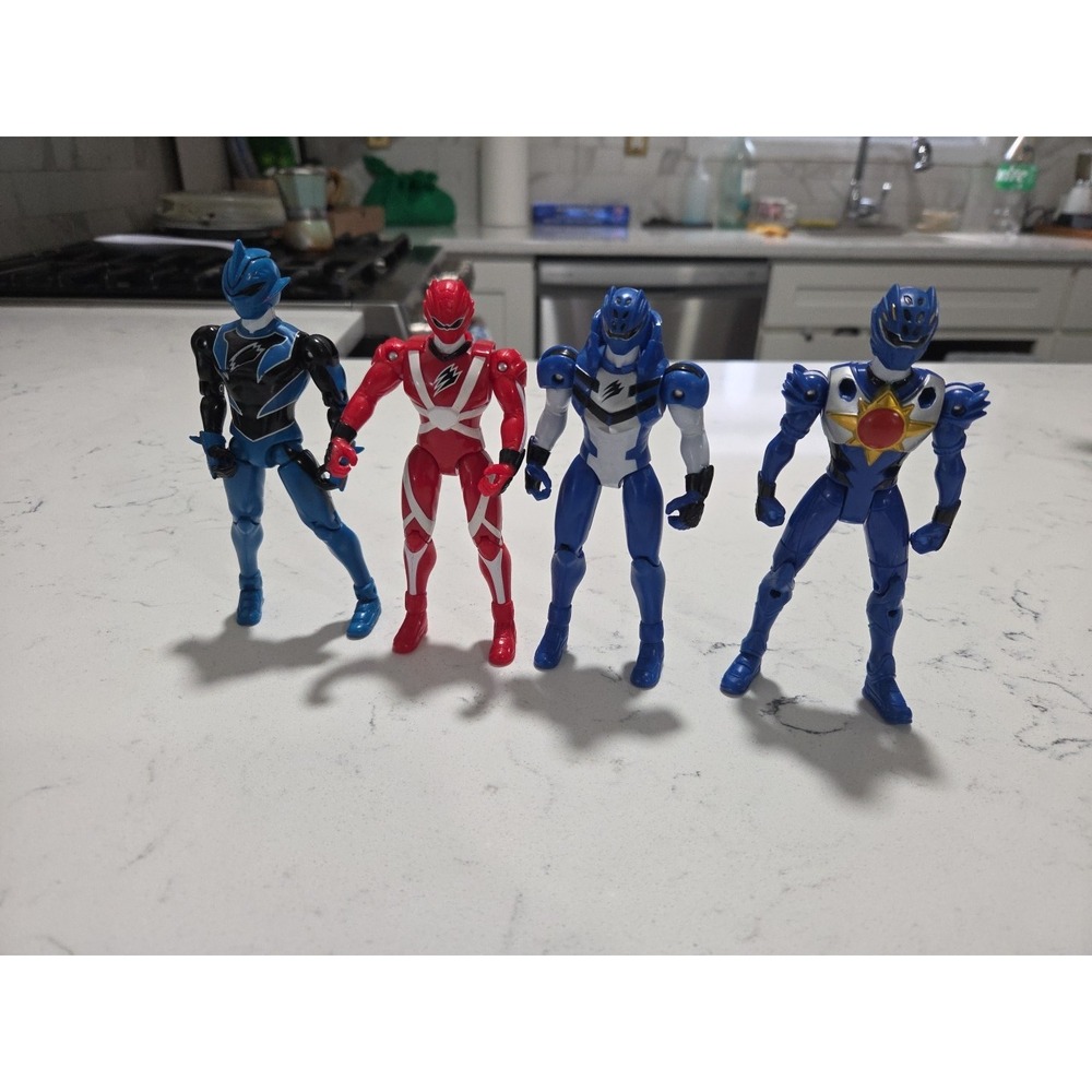 Lot of 4 Power Rangers Jungle Fury 5.5" Figures 2007 Bandai